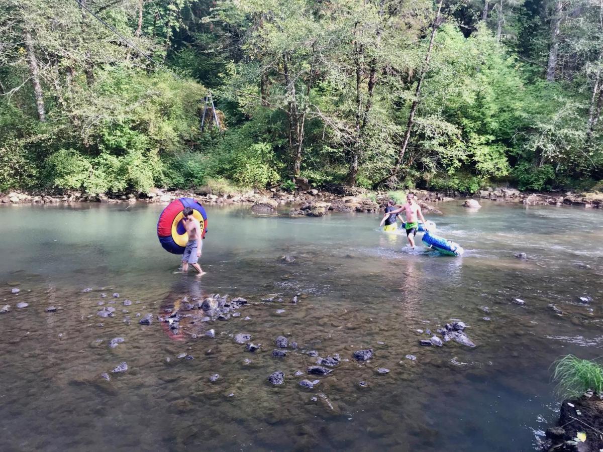 Mckenzie River Mountain Resort Blue River 외부 사진