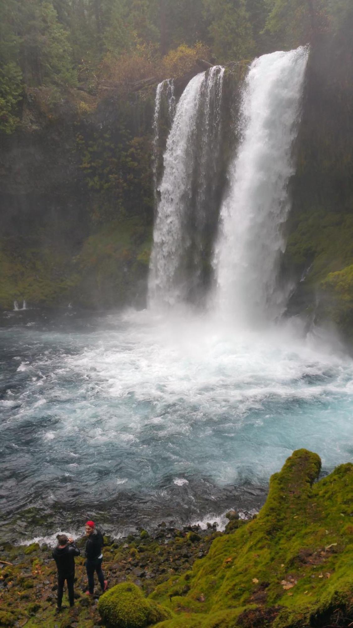 Mckenzie River Mountain Resort Blue River 외부 사진