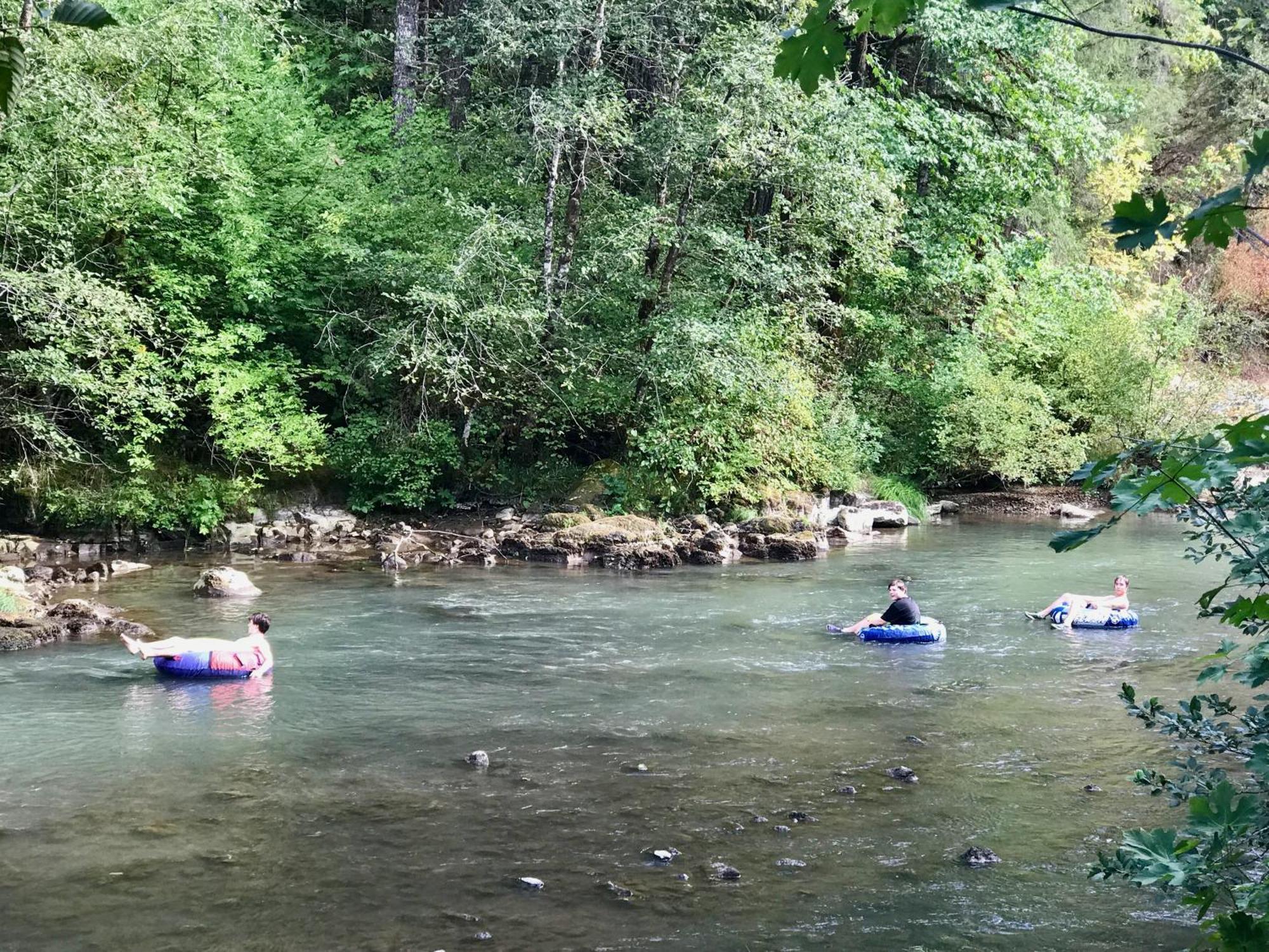 Mckenzie River Mountain Resort Blue River 외부 사진